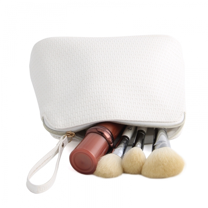 The 2-step solution to spring clean your makeup bag