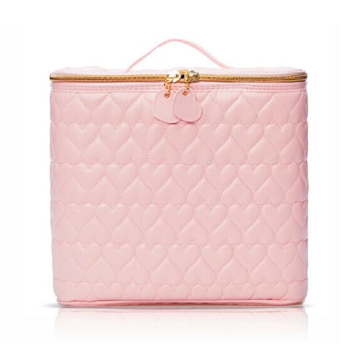 Quilted leather makeup case for women