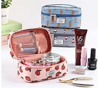 http://www.cosmetic-bag-factory.com/search/index/model-0-keyword-makeup+bag-page-3.html
