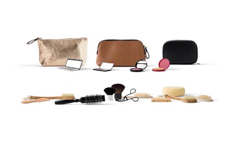 What are the occasions for customized cosmetic bags?